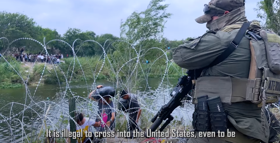 State of Texas erects razor wire to stop illegal immigrants after feds ...