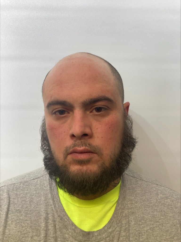 Violent crime suspect held on $250,000 bail - Vermont Daily Chronicle