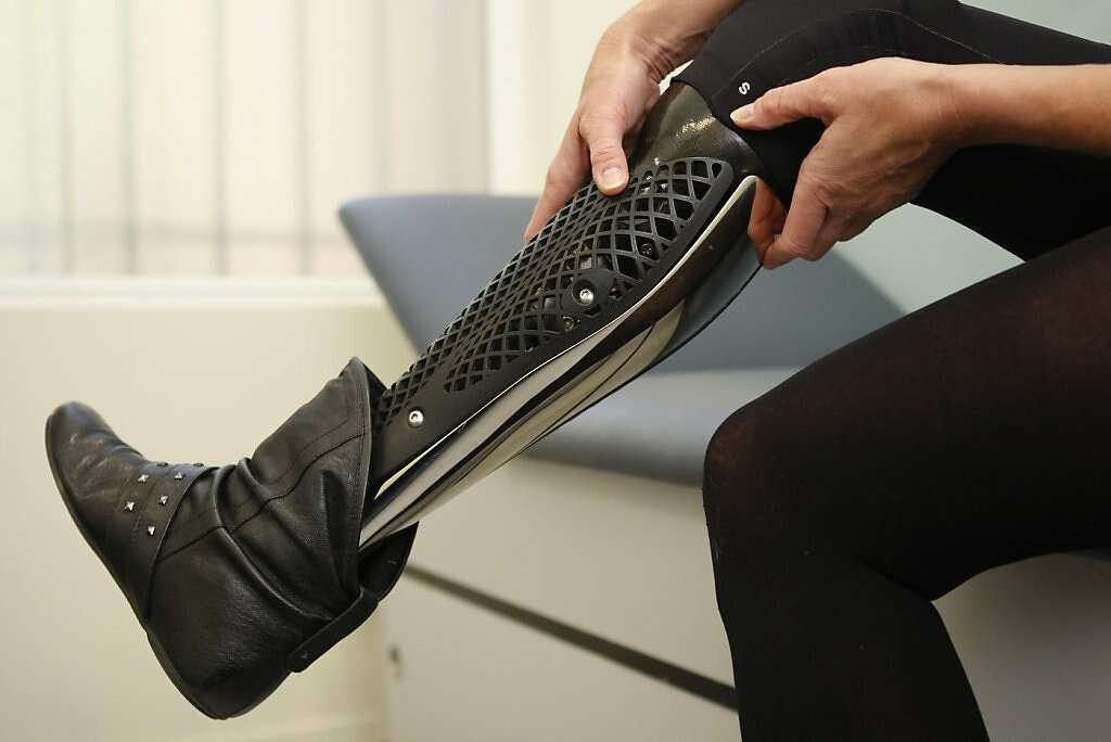 Lawmakers weigh increased insurance coverage for prosthetics - Vermont ...